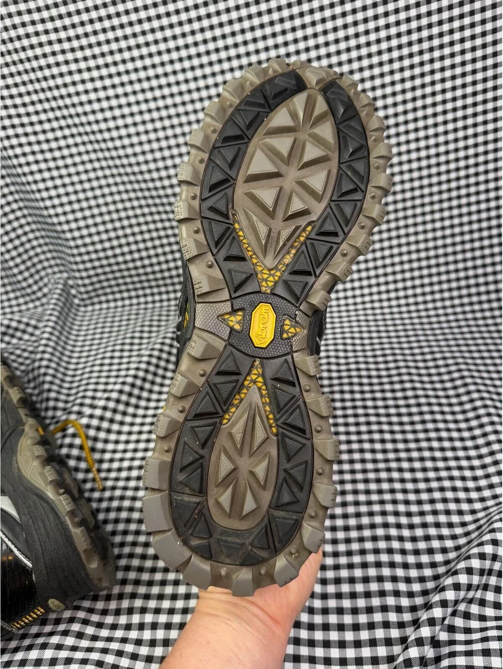 Saucony ProGrid Adventerra GTX Gore-Tex Vibram Hiking Boots Mens 13 Black Yellow